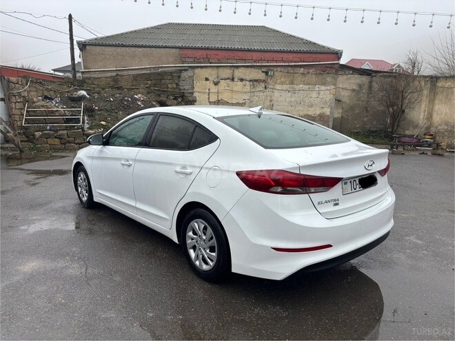 Hyundai Elantra 2017, 234,642 km - 2.0 л - Bakı