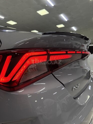 Kia K5-27