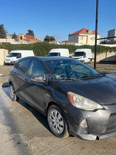 Toyota Prius C 2012, 250,000 km - 1.5 l - Bakı