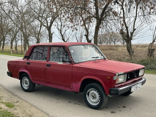 LADA (VAZ) 2105 1993, 25,000 km - 1.5 l - Salyan