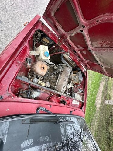 LADA (VAZ) 2105 1993, 25,000 km - 1.5 l - Salyan