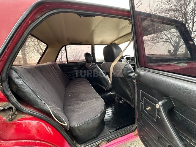 LADA (VAZ) 2105 1993, 25,000 km - 1.5 l - Salyan