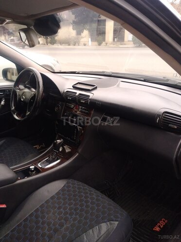 Mercedes C 200 2000, 345,000 km - 2.0 l - Qazax