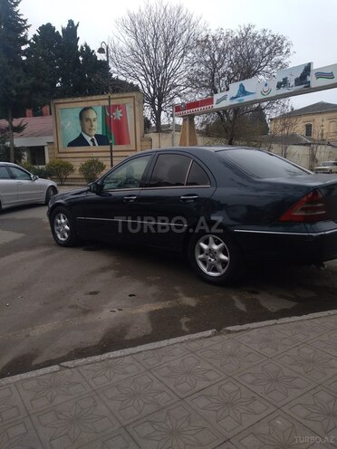 Mercedes C 200 2000, 345,000 km - 2.0 l - Qazax