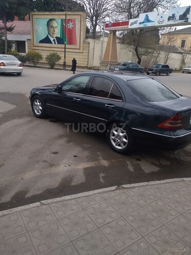 Mercedes C 200 2000, 345,000 km - 2.0 l - Qazax