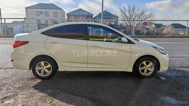 Hyundai Accent 2014, 155,000 km - 1.6 l - Sumqayıt