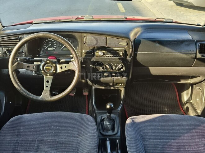 Volkswagen Golf 1993, 278,000 km - 2.0 l - Balakən