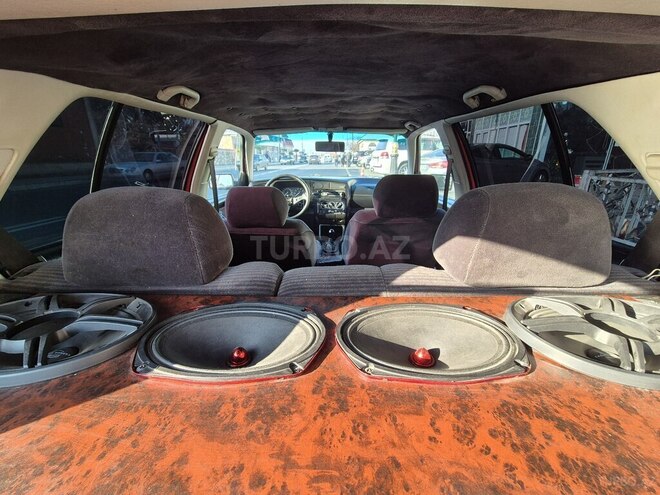 Volkswagen Golf 1993, 278,000 km - 2.0 l - Balakən