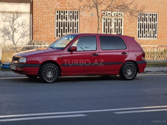 Volkswagen Golf 1993, 278,000 km - 2.0 l - Balakən