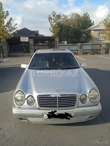 Mercedes E 240 1998, 360,000 km - 2.4 l - Zaqatala