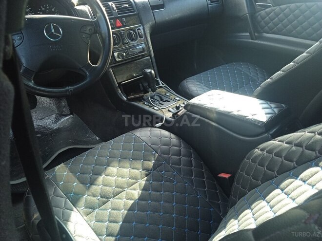Mercedes E 240 1998, 360,000 km - 2.4 l - Zaqatala