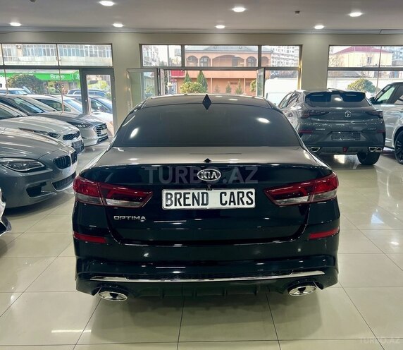 Kia K5-6