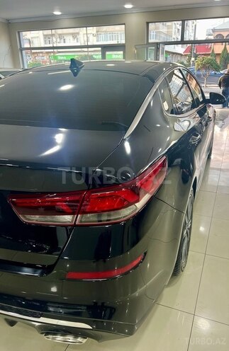 Kia K5-15