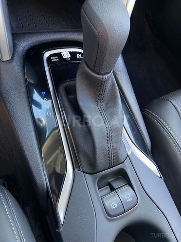 Toyota Corolla Cross 2024, 0 km - 2.0 л - Bakı