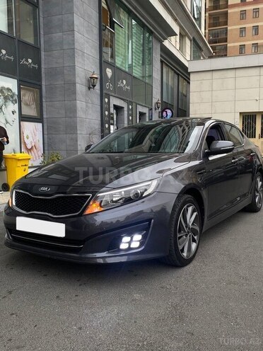 Kia K5-1