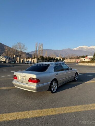 Mercedes E 320 1999, 195,000 km - 3.2 l - Oğuz