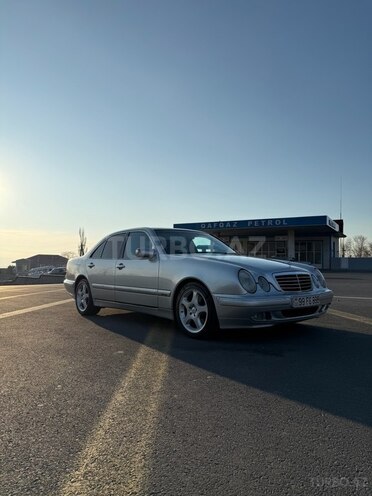 Mercedes E 320 1999, 195,000 km - 3.2 l - Oğuz