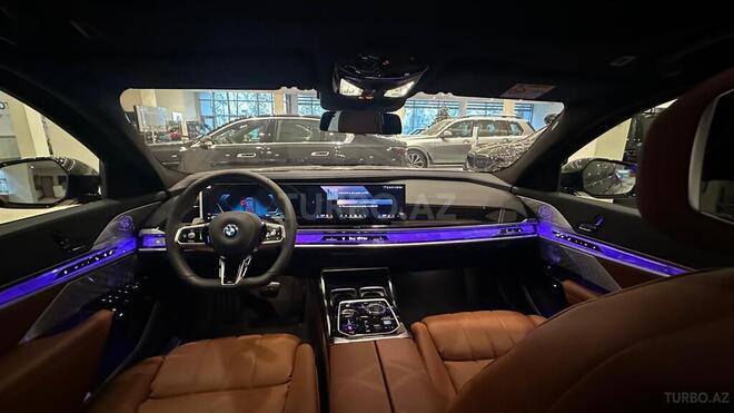 BMW 750e xDrive 2024, 0 km - 3.0 л - Bakı