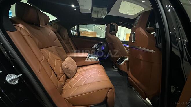 BMW 750e xDrive 2024, 0 km - 3.0 л - Bakı