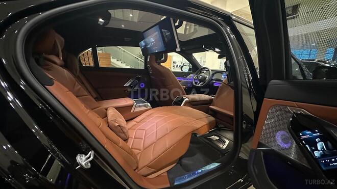 BMW 750e xDrive 2024, 0 km - 3.0 л - Bakı