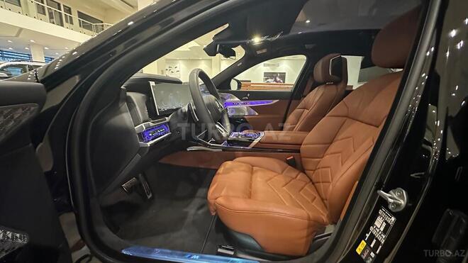BMW 750e xDrive 2024, 0 km - 3.0 л - Bakı