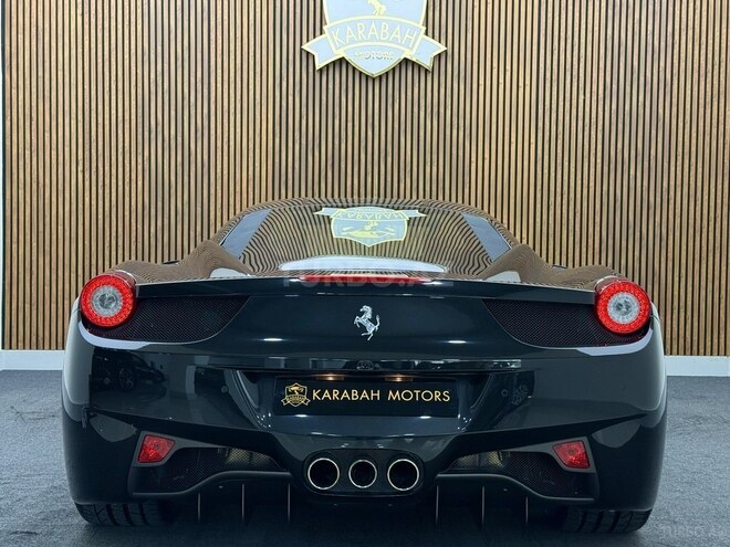 Ferrari 458 Italia-4