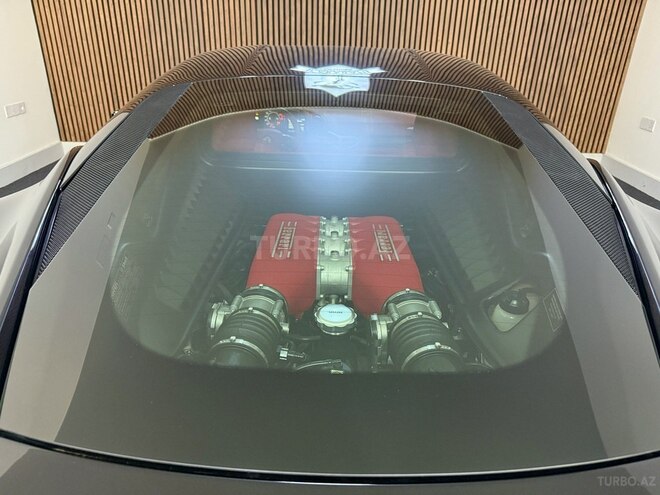Ferrari 458 Italia-12