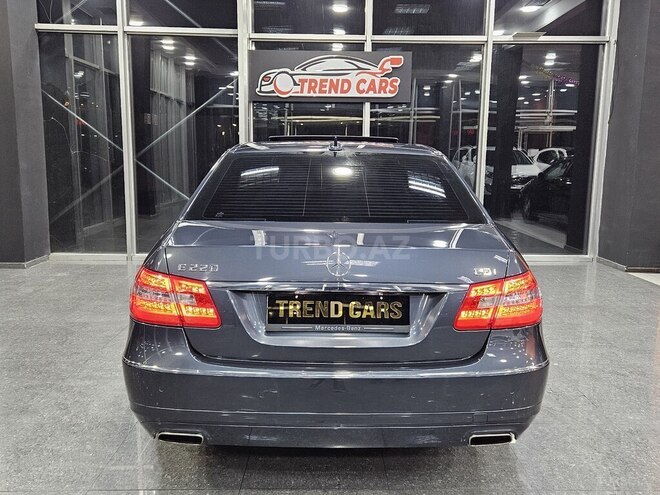 Mercedes E 220 d 2012, 228,000 km - 2.2 l - Xırdalan