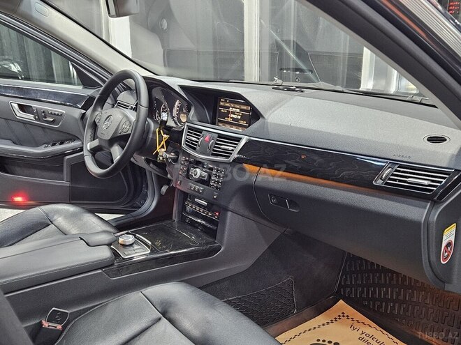 Mercedes E 220 d 2012, 228,000 km - 2.2 l - Xırdalan