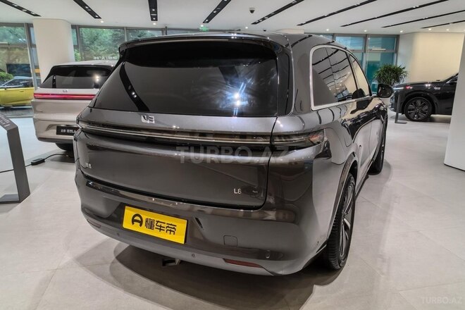 Li Auto L8 2025, 0 km - 1.5 l - Bakı