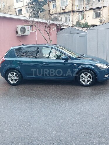 Kia Ceed 2011, 215,100 km - 1.4 l - Bakı