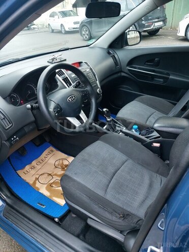 Kia Ceed 2011, 215,100 km - 1.4 l - Bakı