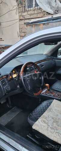Mercedes E 320 2000, 420,000 km - 3.2 l - Bakı