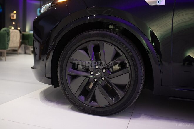 Li Auto L9 2025, 0 km - 1.5 l - Bakı