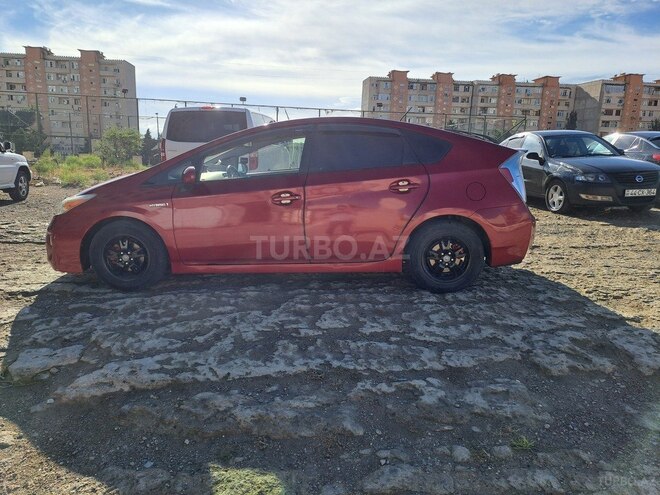 Toyota Prius 2013, 275,000 km - 1.8 л - Bakı