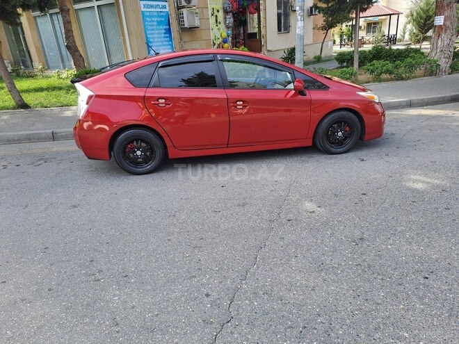 Toyota Prius 2013, 275,000 km - 1.8 л - Bakı
