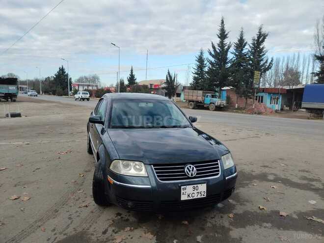 Volkswagen Passat 2004, 277,630 km - 1.8 л - Lənkəran