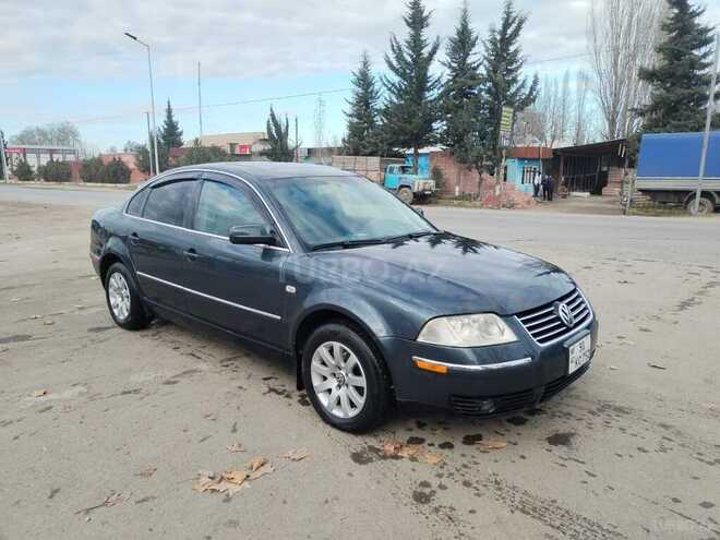 Volkswagen Passat 2004, 277,630 km - 1.8 л - Lənkəran