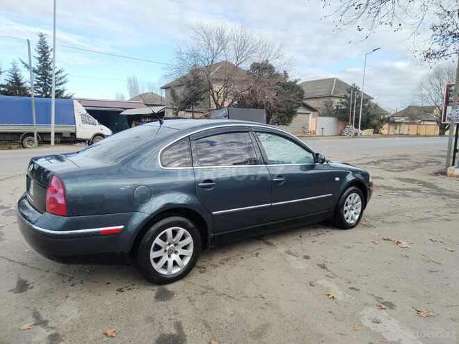 Volkswagen Passat 2004, 277,630 km - 1.8 л - Lənkəran
