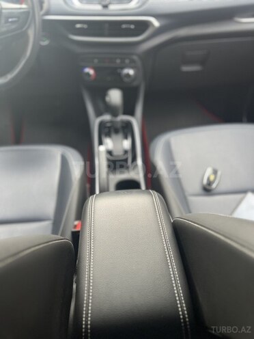 Chevrolet Tracker 2022, 18,000 km - 1.0 l - Bakı