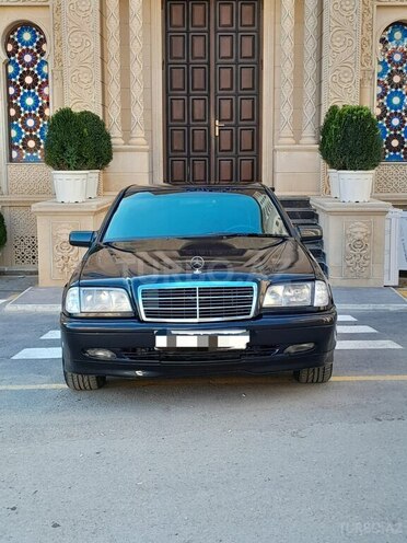 Mercedes C 220 d 2000, 380,000 km - 2.2 l - Bakı