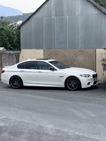 BMW 535 2010, 250,000 km - 3.0 l - Zaqatala