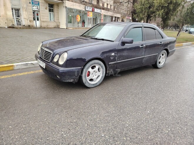 Mercedes E 220 d 1999, 336,000 km - 2.2 l - Sumqayıt
