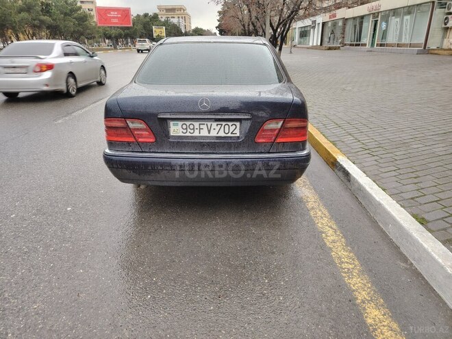 Mercedes E 220 d 1999, 336,000 km - 2.2 l - Sumqayıt