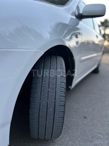 Toyota Corolla 2006, 246,000 km - 1.4 l - Göyçay