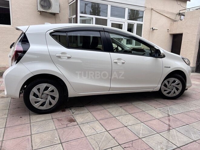 Toyota Aqua 2019, 75,000 km - 1.5 l - Bakı