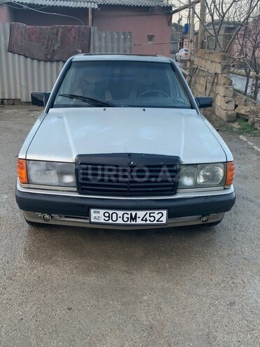 Mercedes 190 1988, 31,000 km - 2.0 л - Bakı