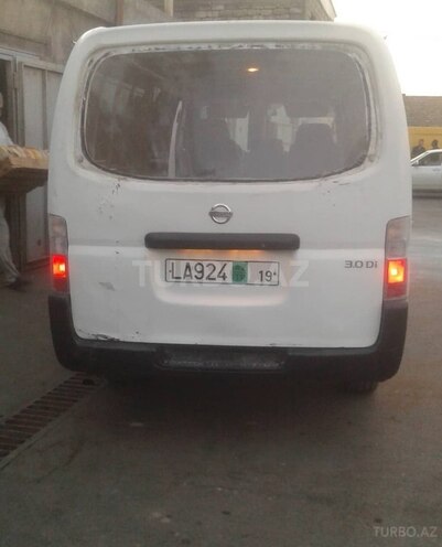Nissan Urvan 2013, 367,785 km - 3.0 l - Bakı