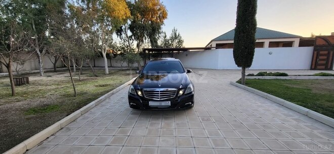 Mercedes E 200 d 2010, 353,000 km - 2.2 l - Bakı