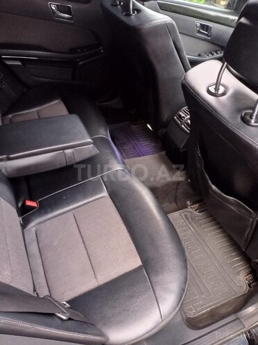 Mercedes E 200 d 2010, 353,000 km - 2.2 l - Bakı